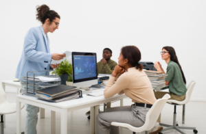 Atendimento de alta performance: o que empresas organizadas fazem diferente