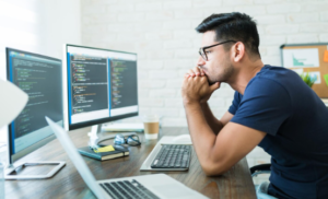 Tecnologia e dados integrados à operação de atendimento ao cliente